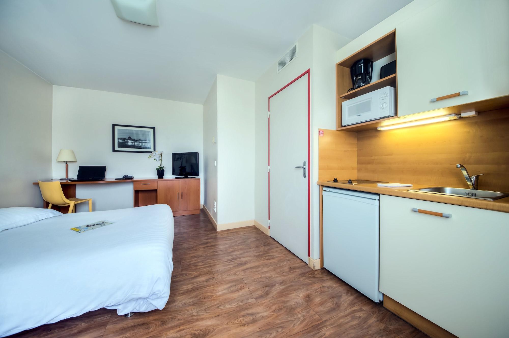 Zenitude Hôtel-Résidences Les Portes de l'Océan Saint-Nazaire  Exterior foto